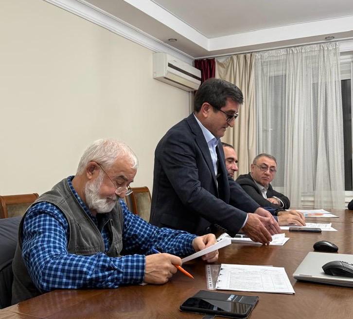 Общественным советом при Госжилинспекции РД избран новый председатель. Совет возглавил Сабир Сайдумов